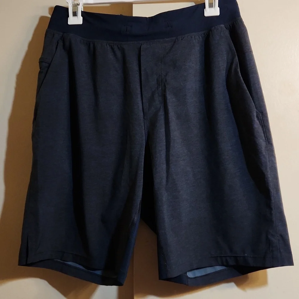 Lululemon☆ T.H.E Short 9" - Picture 4 of 9